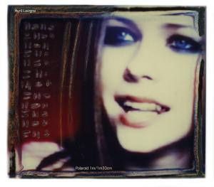 PolaroidAvrilLavigne.jpg